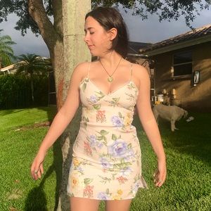 Adorable Pink Floral Dress with lace top lining💘